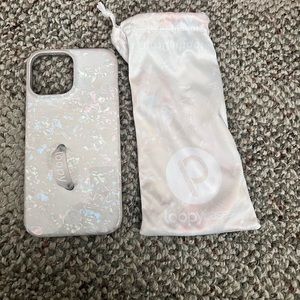 Loopy Case white opal shell